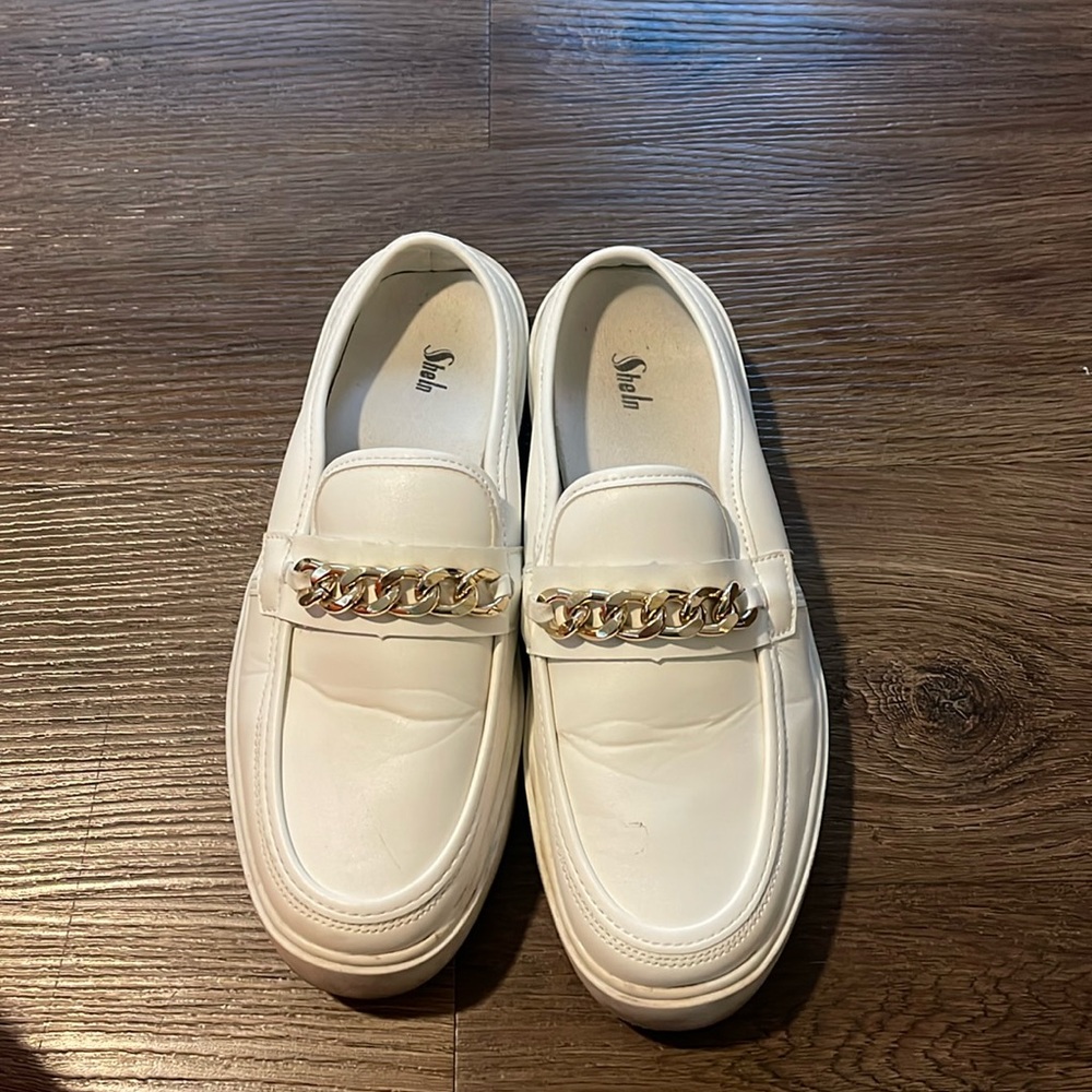 White mules
